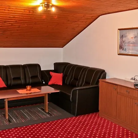 Landhaus Schopf Apartman Arzl im Pitztal